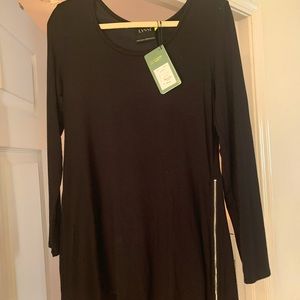 Black tunic top with side zipper